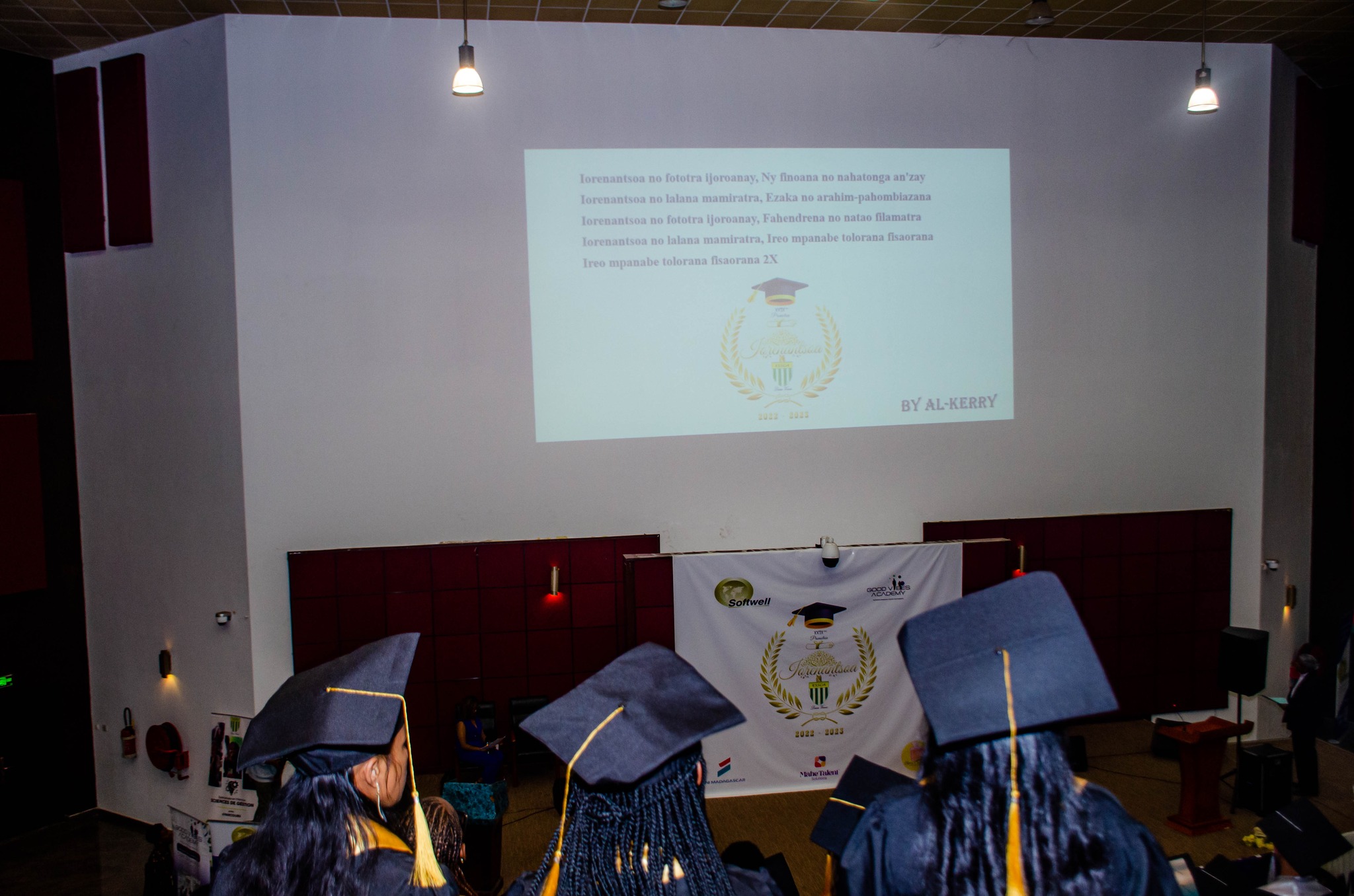 REMISE DE DIPLOME-image